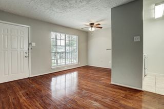513 Ridge 21, Houston, TX 77009