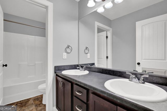 3270 Arbor Oaks Drive, Snellville, GA 30039