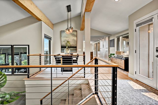 812 E Hearthstone Dr, Boise, ID 83702