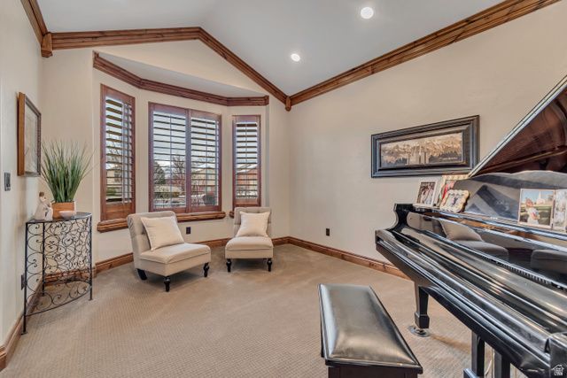 6455 S RAYMOND DR, South Weber, UT 84405