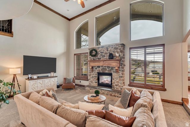 6455 S RAYMOND DR, South Weber, UT 84405