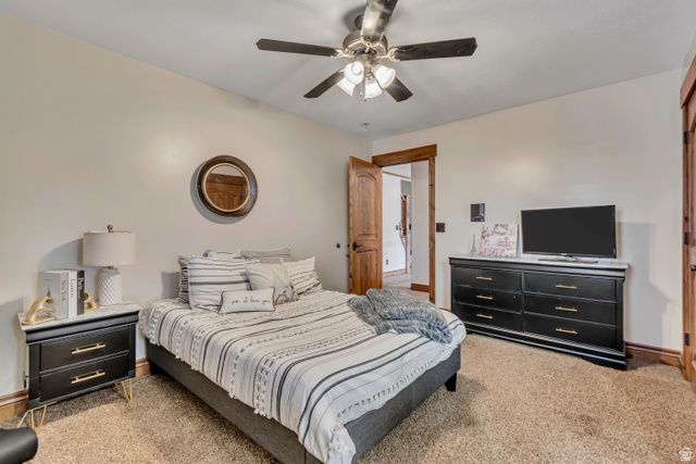 6455 S RAYMOND DR, South Weber, UT 84405