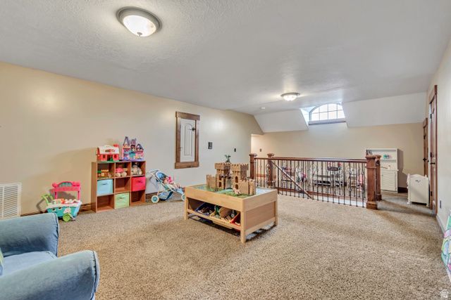 6455 S RAYMOND DR, South Weber, UT 84405