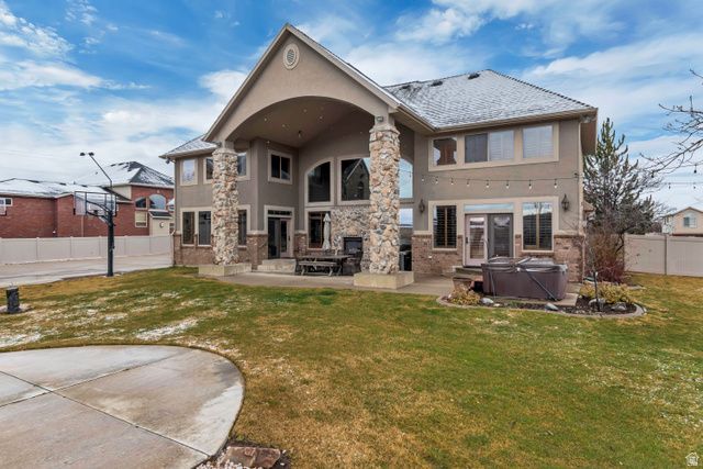 6455 S RAYMOND DR, South Weber, UT 84405