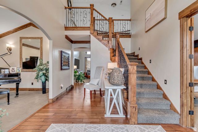 6455 S RAYMOND DR, South Weber, UT 84405