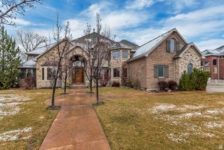 6455 S RAYMOND DR, South Weber, UT 84405