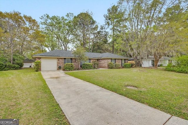 8 Chowning Drive, Savannah, GA 31419