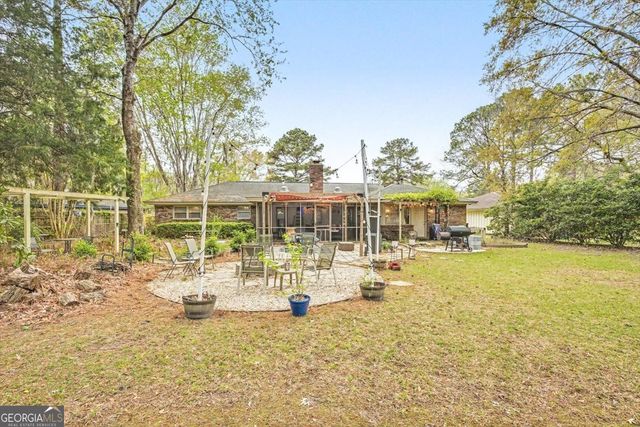 8 Chowning Drive, Savannah, GA 31419
