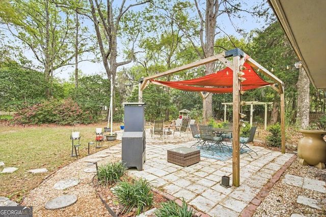 8 Chowning Drive, Savannah, GA 31419
