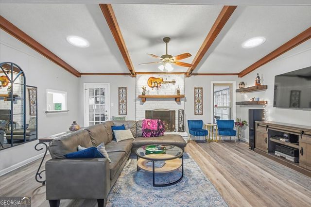 8 Chowning Drive, Savannah, GA 31419