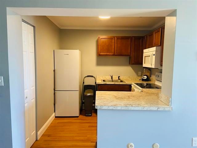75 Treetop Cir # 14, Laconia, NH 03246