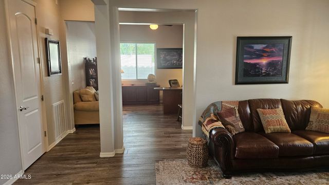 4192 E Chestnut Lane, Gilbert, AZ 85298