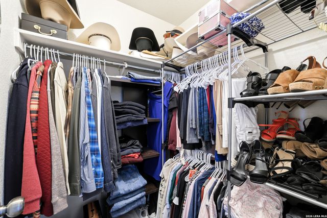 619 Barrow Peak, San Antonio, TX 78251