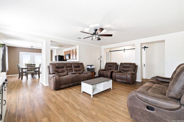 619 Barrow Peak, San Antonio, TX 78251