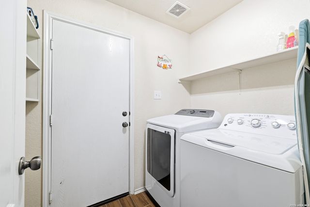 619 Barrow Peak, San Antonio, TX 78251