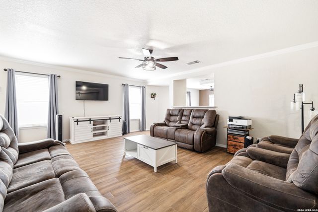 619 Barrow Peak, San Antonio, TX 78251