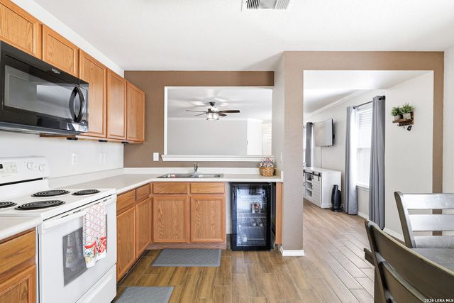 619 Barrow Peak, San Antonio, TX 78251