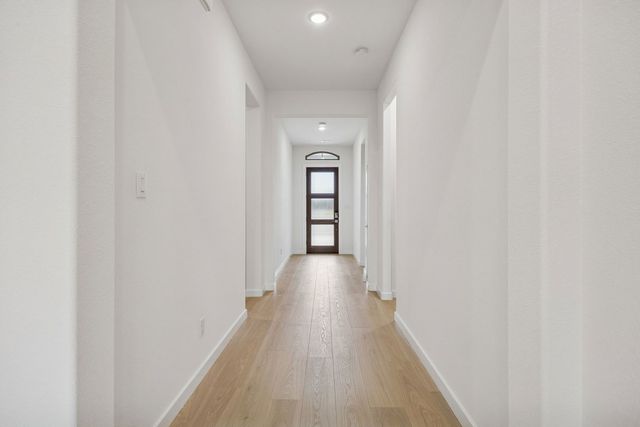 449 Hundred Acre Drive, Waxahachie, TX 75165