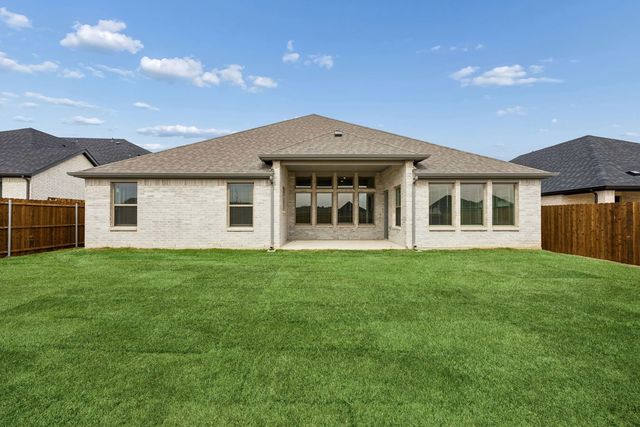 449 Hundred Acre Drive, Waxahachie, TX 75165