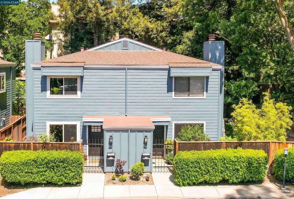 Image 1 of property listing at 1297 Honey Trl, Walnut Creek, CA 94597