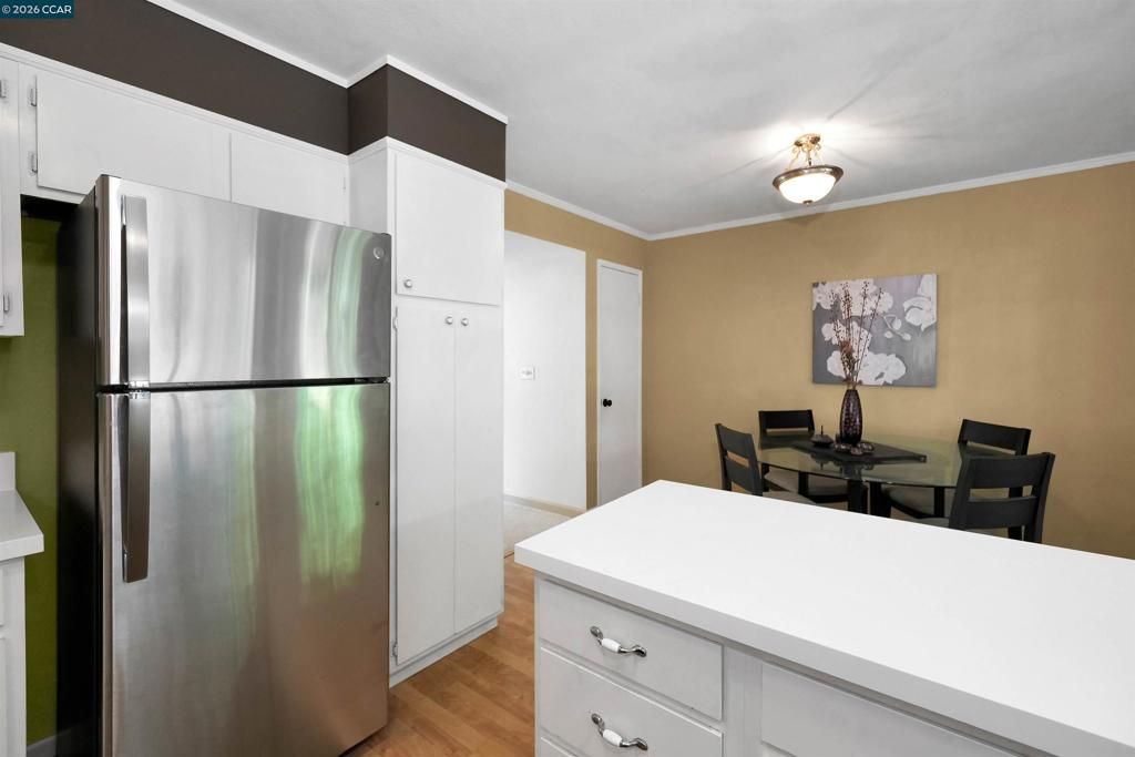 Image 10 of property listing at 1297 Honey Trl, Walnut Creek, CA 94597