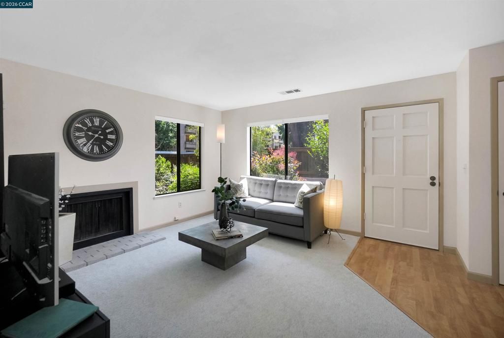 Image 19 of property listing at 1297 Honey Trl, Walnut Creek, CA 94597