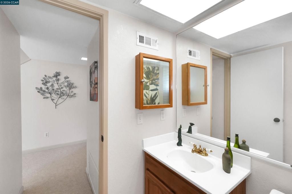 Image 25 of property listing at 1297 Honey Trl, Walnut Creek, CA 94597