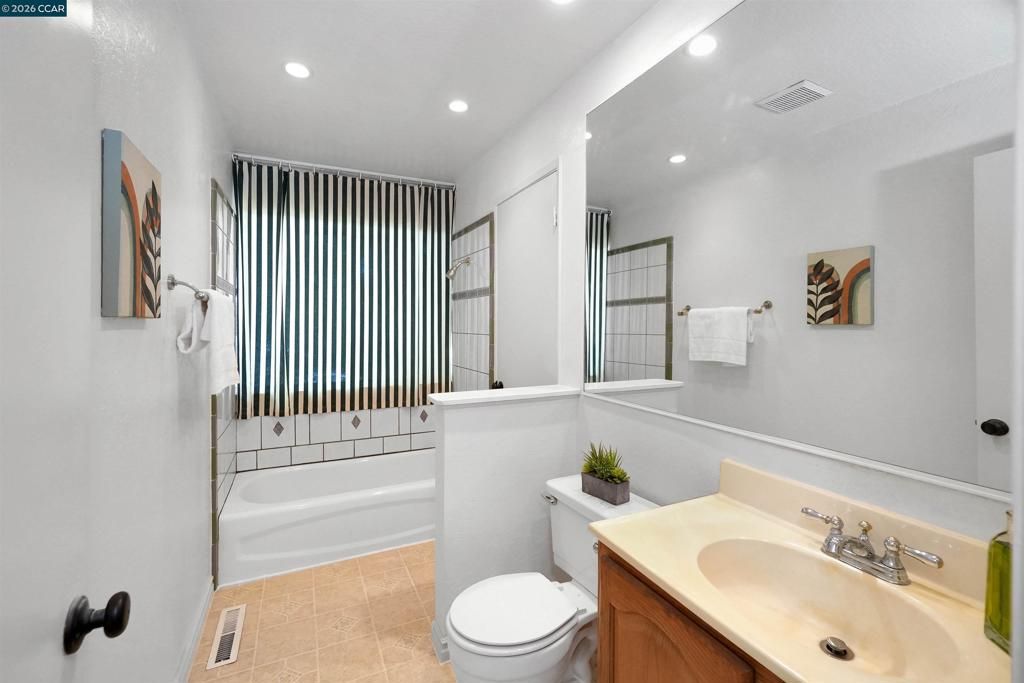 Image 29 of property listing at 1297 Honey Trl, Walnut Creek, CA 94597