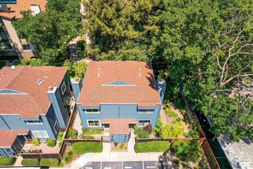 Image 42 of property listing at 1297 Honey Trl, Walnut Creek, CA 94597