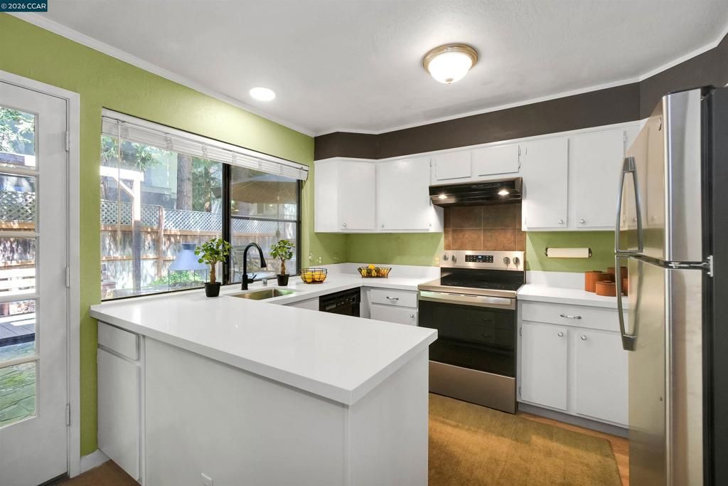 Image 6 of property listing at 1297 Honey Trl, Walnut Creek, CA 94597