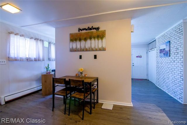 15251 Wildwood Street, Roseville, MI 48066