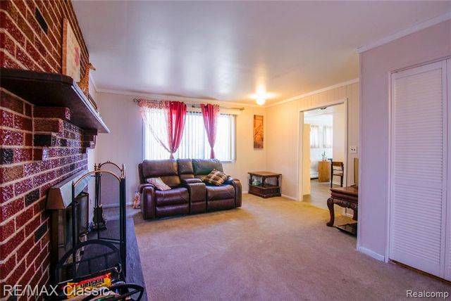 15251 Wildwood Street, Roseville, MI 48066