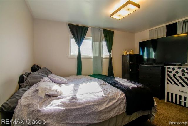 15251 Wildwood Street, Roseville, MI 48066