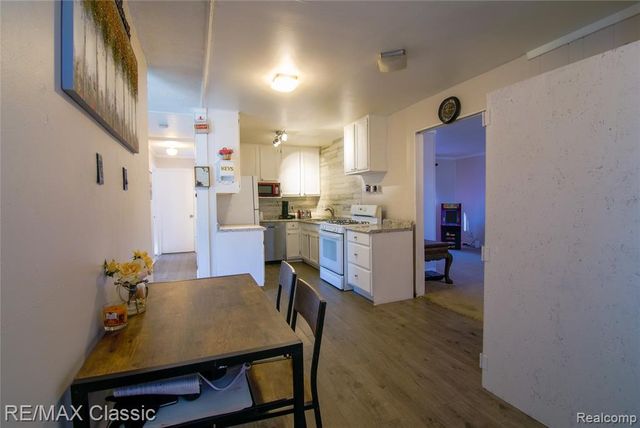 15251 Wildwood Street, Roseville, MI 48066