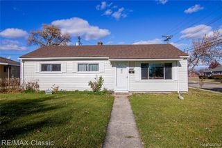 15251 Wildwood Street, Roseville, MI 48066