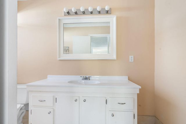 2 Greenway N 210, Royal Palm Beach, FL 33411