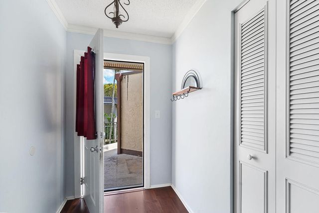 2 Greenway N 210, Royal Palm Beach, FL 33411