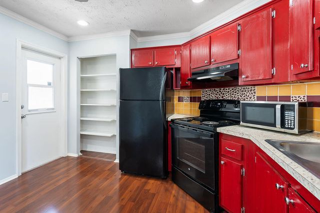 2 Greenway N 210, Royal Palm Beach, FL 33411