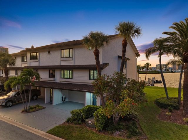 160 MARINA DEL REY COURT, Clearwater, FL 33767