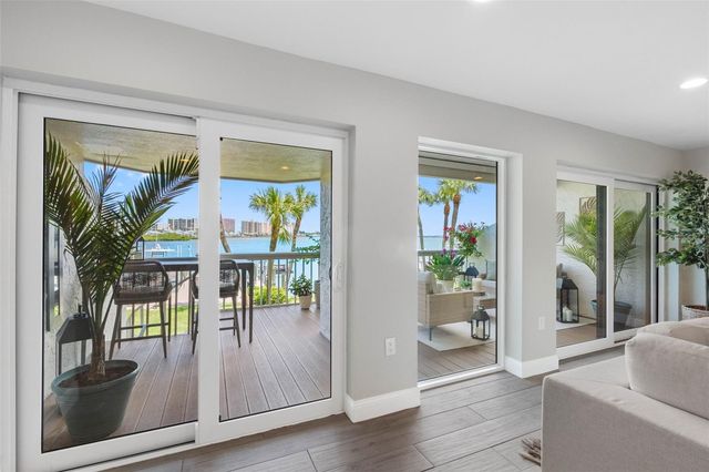 160 MARINA DEL REY COURT, Clearwater, FL 33767