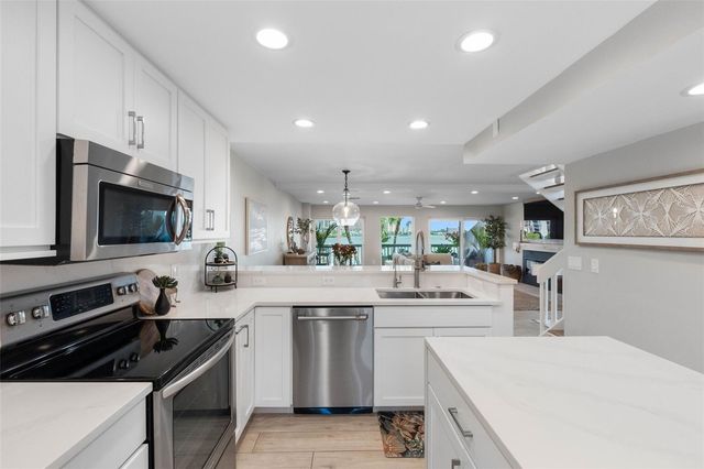 160 MARINA DEL REY COURT, Clearwater, FL 33767