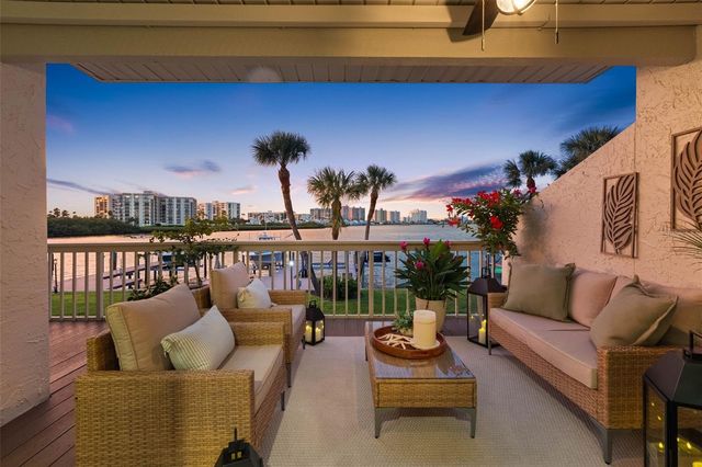 160 MARINA DEL REY COURT, Clearwater, FL 33767