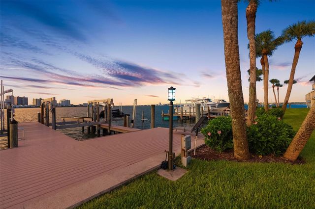 160 MARINA DEL REY COURT, Clearwater, FL 33767