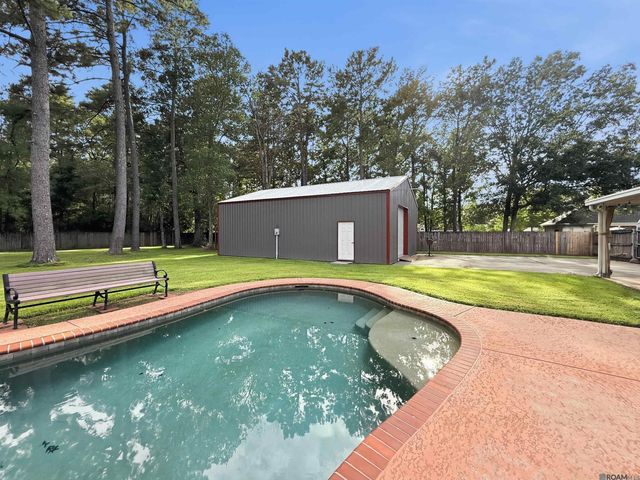 9900 Meadow Ln, Denham Springs, LA 70706