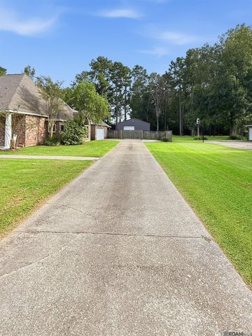 9900 Meadow Ln, Denham Springs, LA 70706