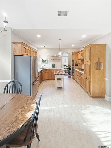 9900 Meadow Ln, Denham Springs, LA 70706