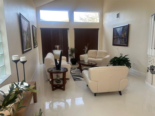 15705 NW 10th Street, Pembroke Pines, FL 33028