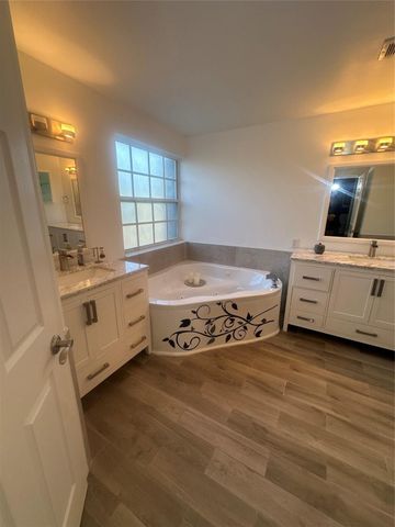 15705 NW 10th Street, Pembroke Pines, FL 33028