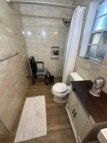 15705 NW 10th Street, Pembroke Pines, FL 33028