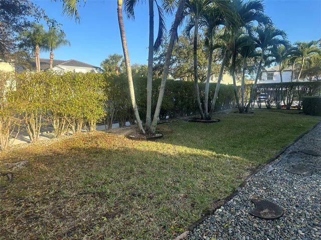15705 NW 10th Street, Pembroke Pines, FL 33028